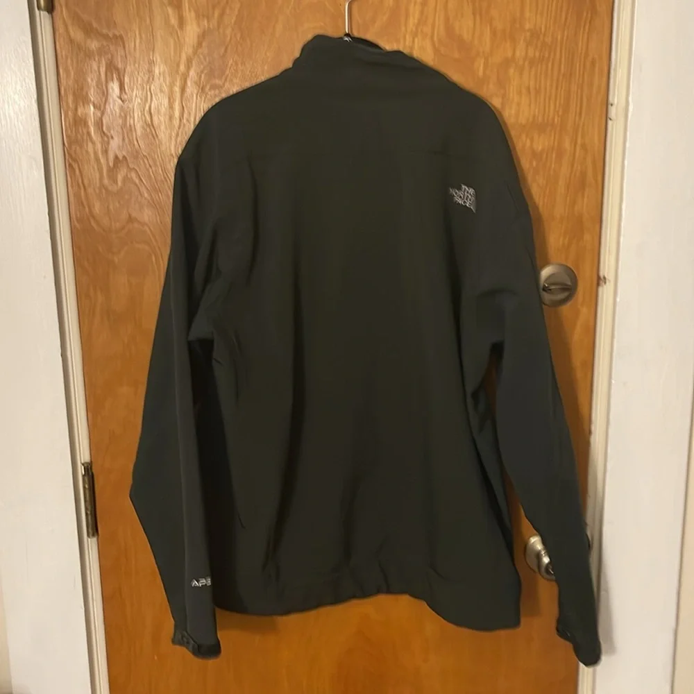 The North Face Men's Black Softshell Jacket